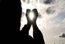 散户怎么买股票:什么是配资炒股-谁是“车企一哥”？比亚迪“老对手”发力 合资车龙头吹响反攻号角